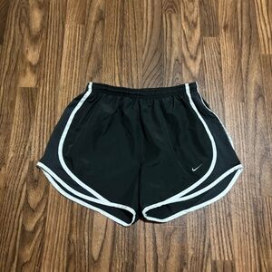 Nike Dri Fit Tempos * Woman’s Running / Training Shorts * Small * Like NEW